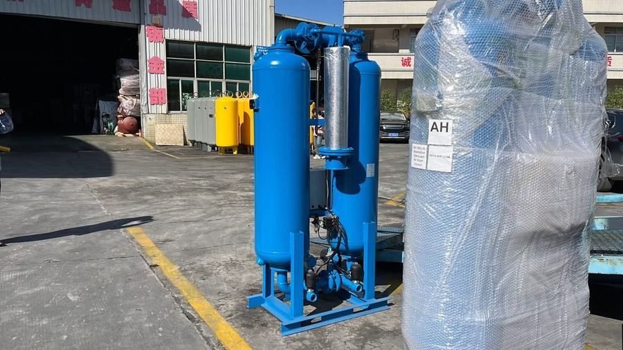 Secador por absorción AH-150(LH), listo para despacho